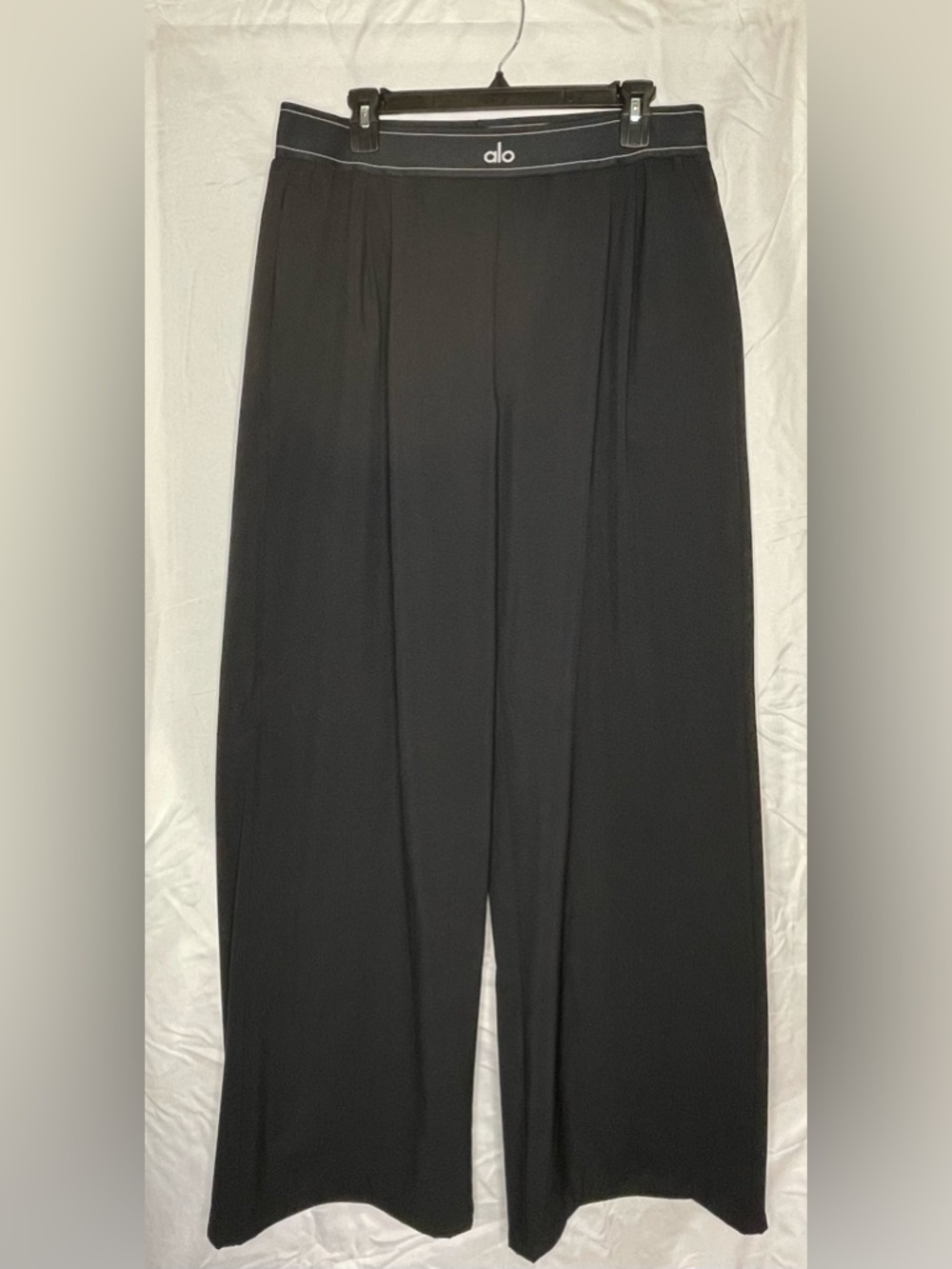 ALO Yoga Black Suit Up Trouser EUC